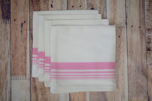 Candy Stripe Napkins 15 x 15 (4 pack)