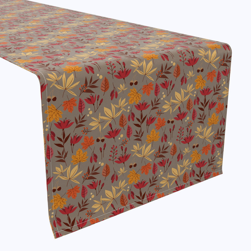 Berries Acorns and Leaves Cotton Table Runners