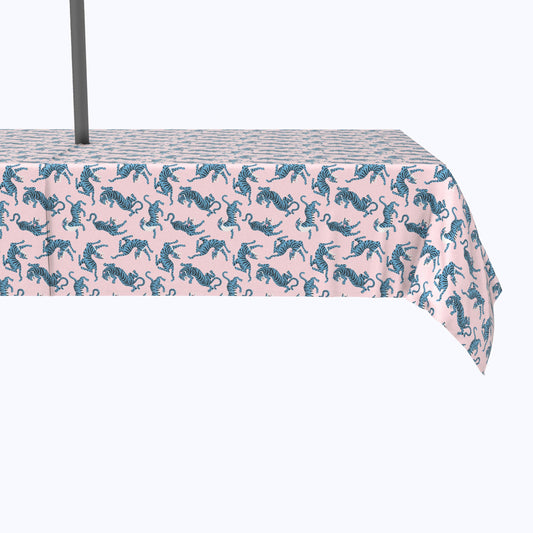 Tigers Toss Outdoor Rectangles